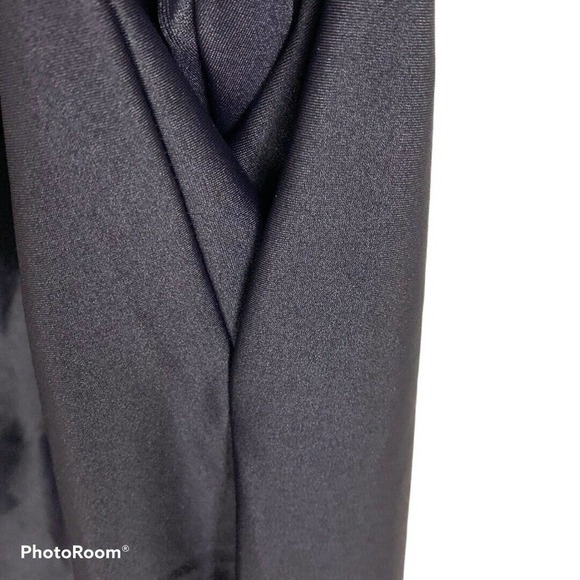 More of Me Maternity‎ Design Blouse One Shoulder - Picture 3 of 7